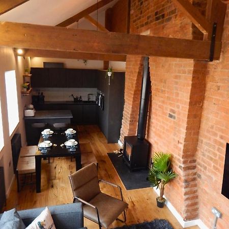 Villa Vip 3Br Grade2 Luxurious Industrial House With Wood Fire, Electric Blinds And Big Cast Iron Windows In The Heart Of The Jq Birmingam Exterior foto