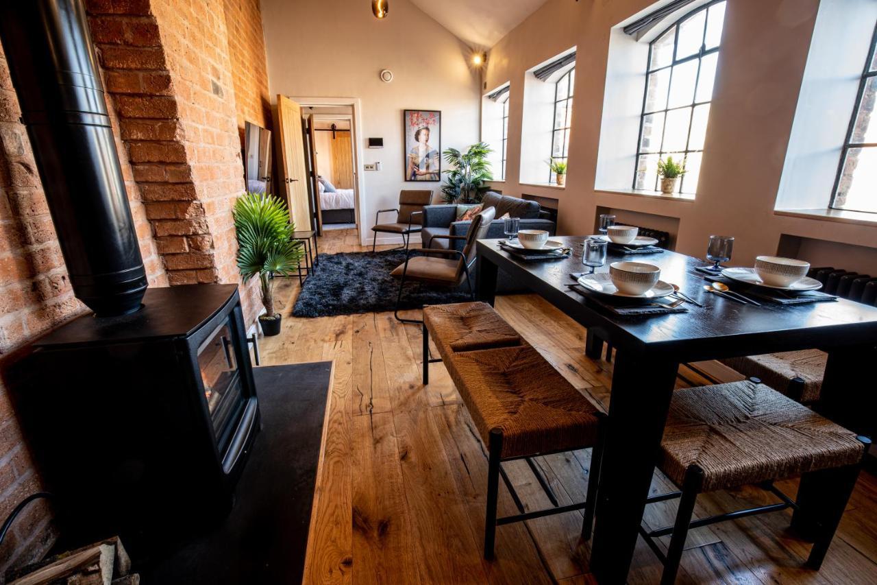 Villa Vip 3Br Grade2 Luxurious Industrial House With Wood Fire, Electric Blinds And Big Cast Iron Windows In The Heart Of The Jq Birmingam Exterior foto