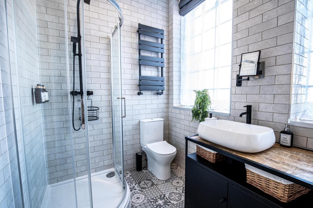 Villa Vip 3Br Grade2 Luxurious Industrial House With Wood Fire, Electric Blinds And Big Cast Iron Windows In The Heart Of The Jq Birmingam Exterior foto