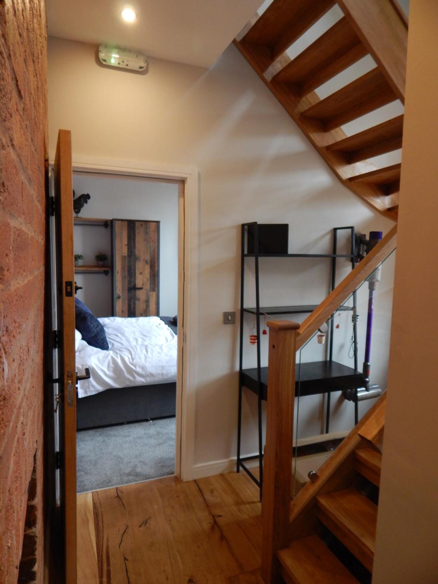 Villa Vip 3Br Grade2 Luxurious Industrial House With Wood Fire, Electric Blinds And Big Cast Iron Windows In The Heart Of The Jq Birmingam Exterior foto